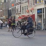Kao što smo napomenuli i direktori i prosjaci u Amsterdamu su na biciklima