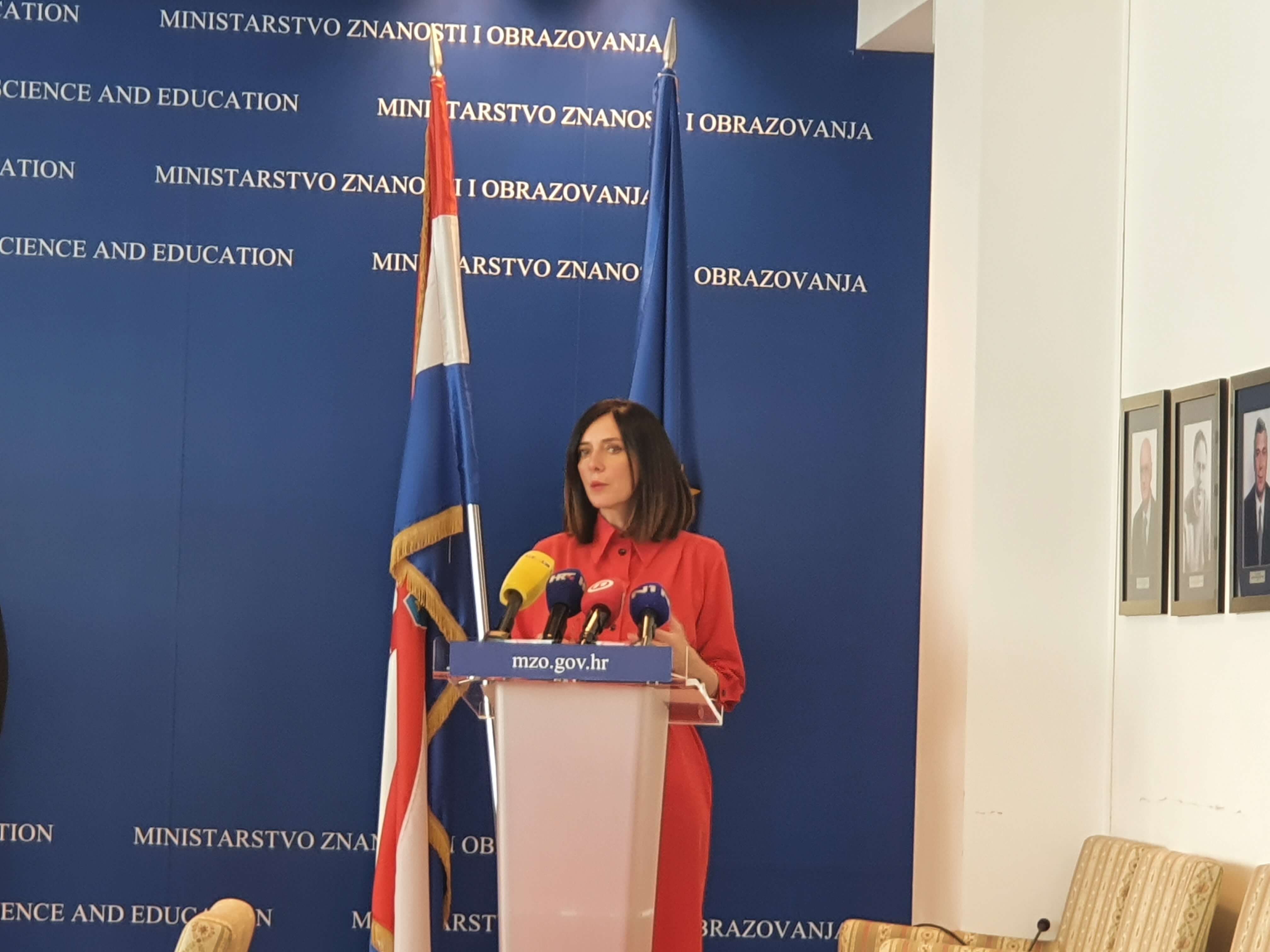 ministrica Blaženka Divjak