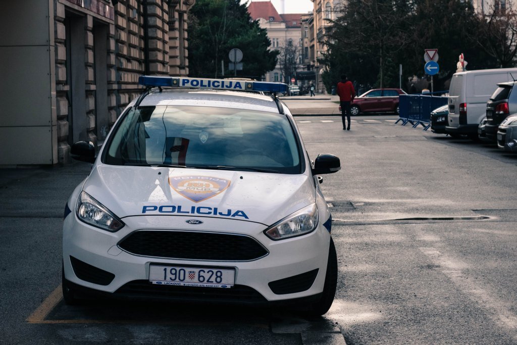 policijski auto
