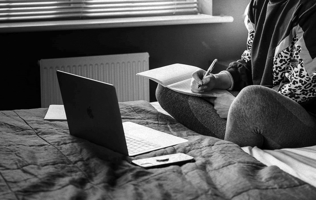 laptop_student_pisanje rada