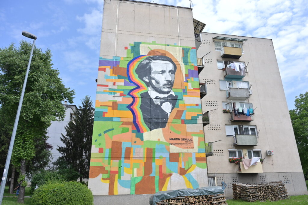 mural profesora nikole tesle martina sekulića na stambenoj zgradi u karlovcu