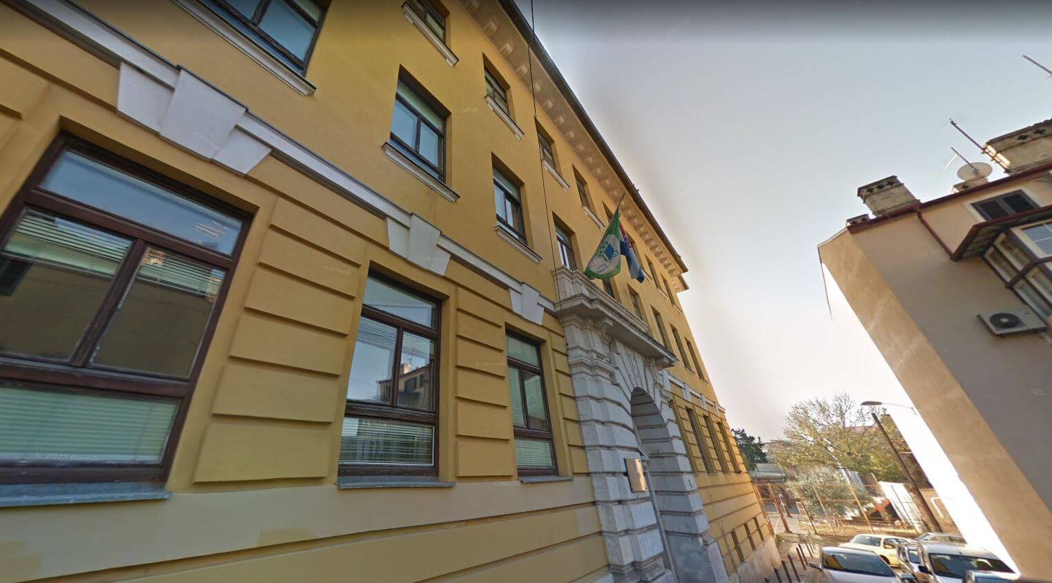 Screenshot zgrade Gimnazije Pule s Google Mapsa